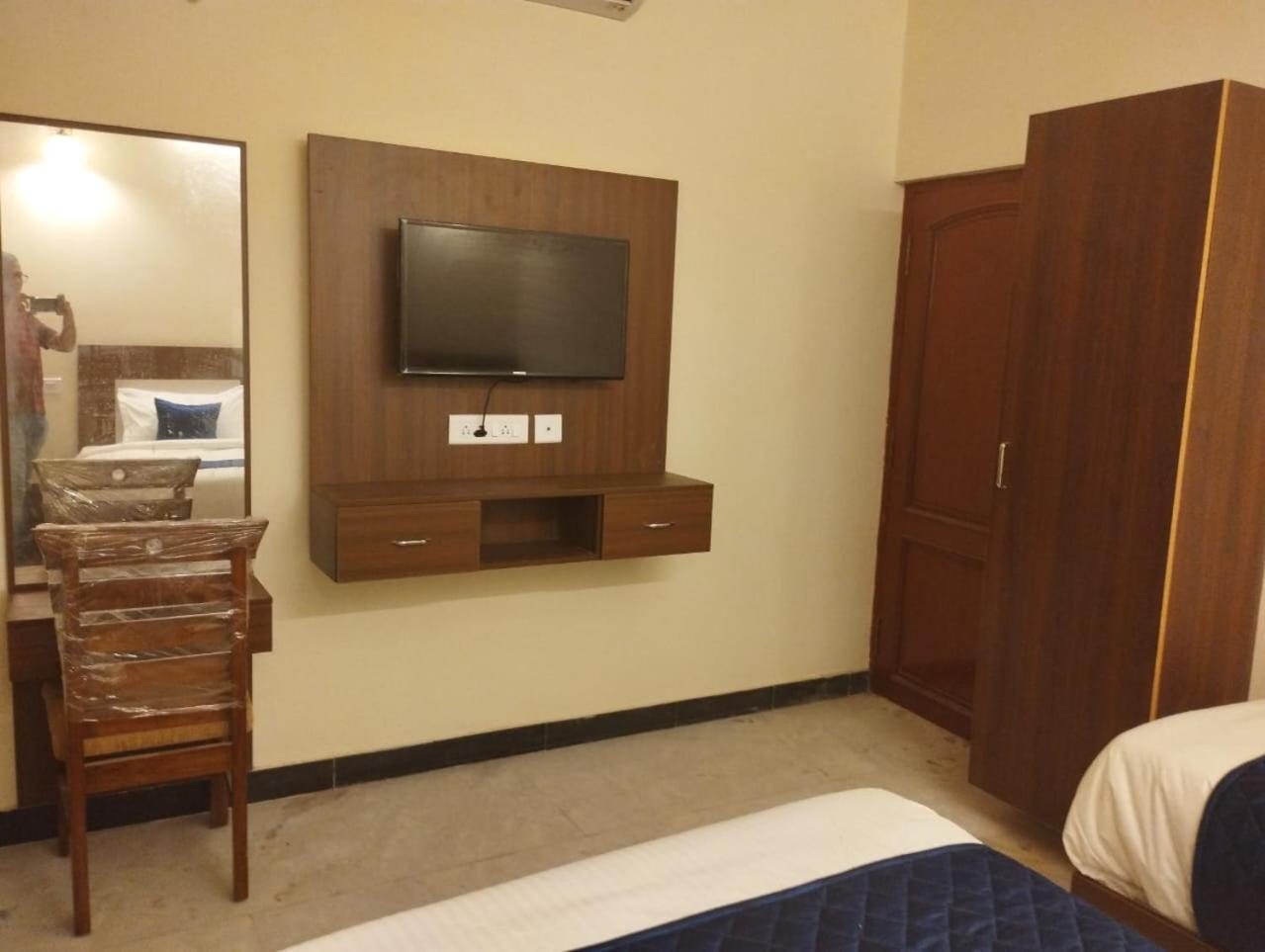 A.R Residency Hotel Chennai Ngoại thất bức ảnh
